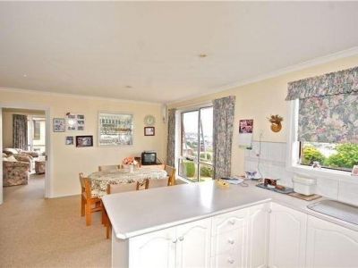 2 Chelsea Court, EAST DEVONPORT, East Devonport - Thumbnail 5