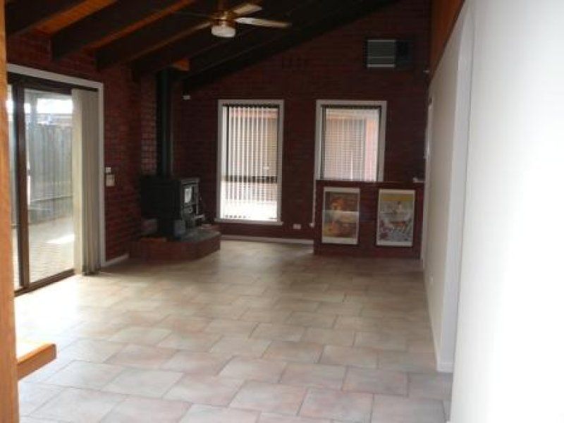 98 Alma Avenue, Altona Meadows - Thumbnail 5