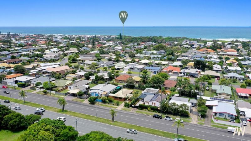 83 Nicklin Way Warana QLD, Warana - Thumbnail 2