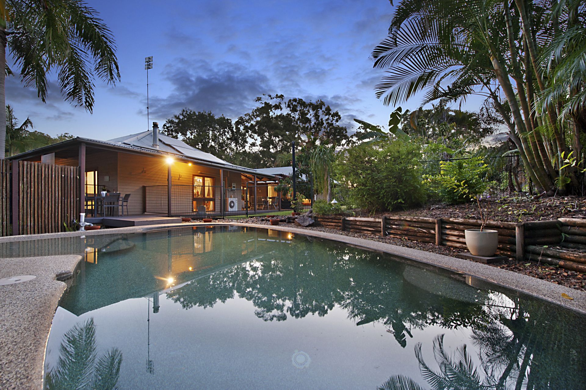 12 Woodchester Close Rosemount QLD, Rosemount - Thumbnail 3
