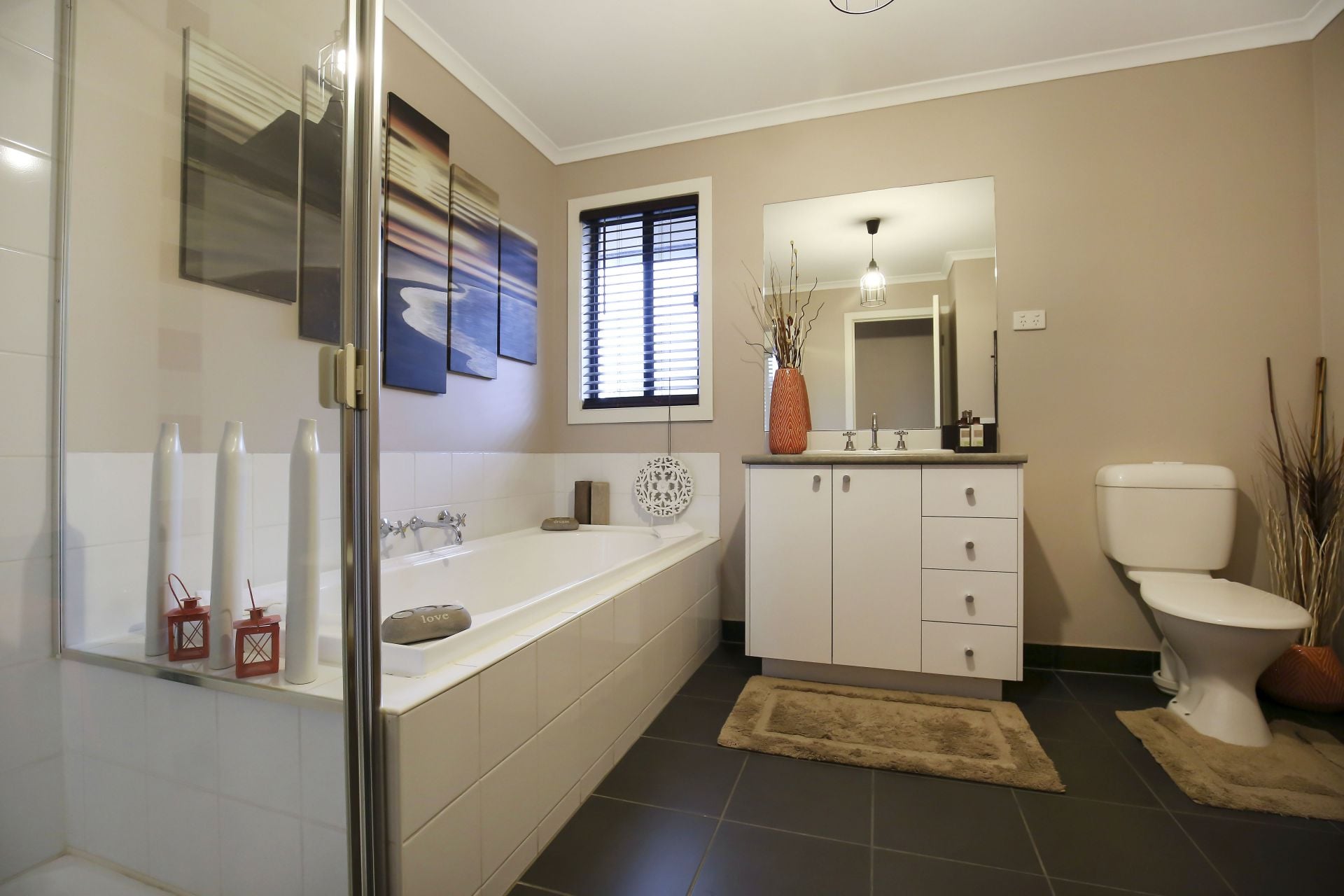 LOVE THE HOME, ADORE THE LOCATION   *Insp Wed 8th Aug @ 4:25pm*