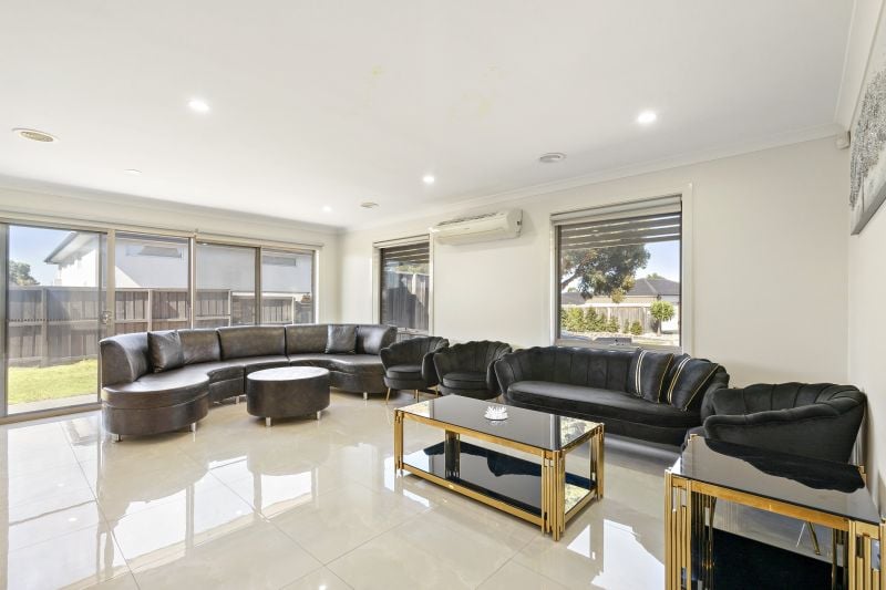 13/10 Heywood Street, Doreen