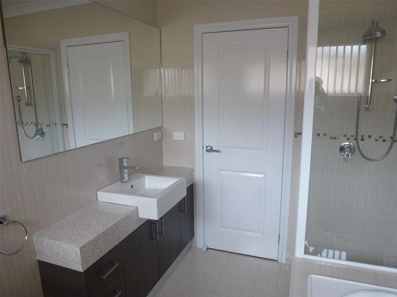 2 BEDROOM UNIT