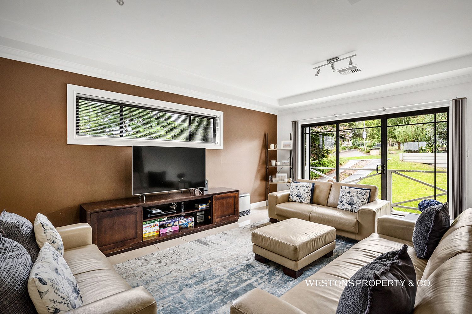 Real Estate For Sale 31 Clackmannan Road Winston Hills , NSW