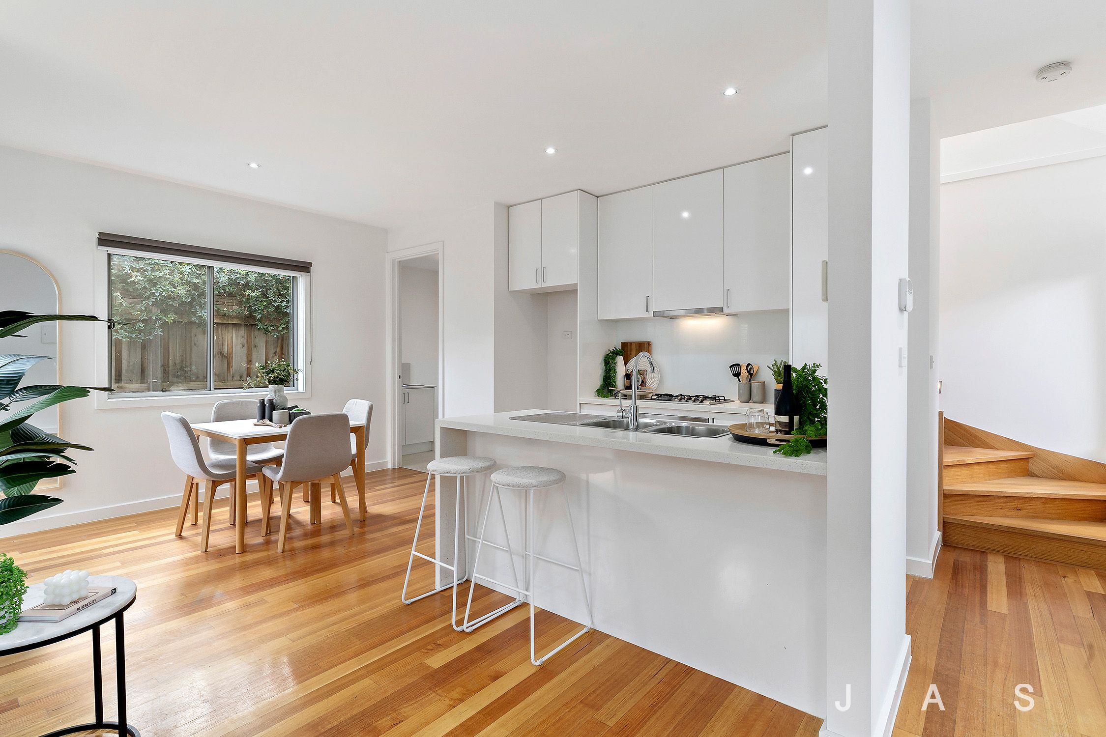 2/41 Cowper Street Footscray VIC, Footscray - Thumbnail 5