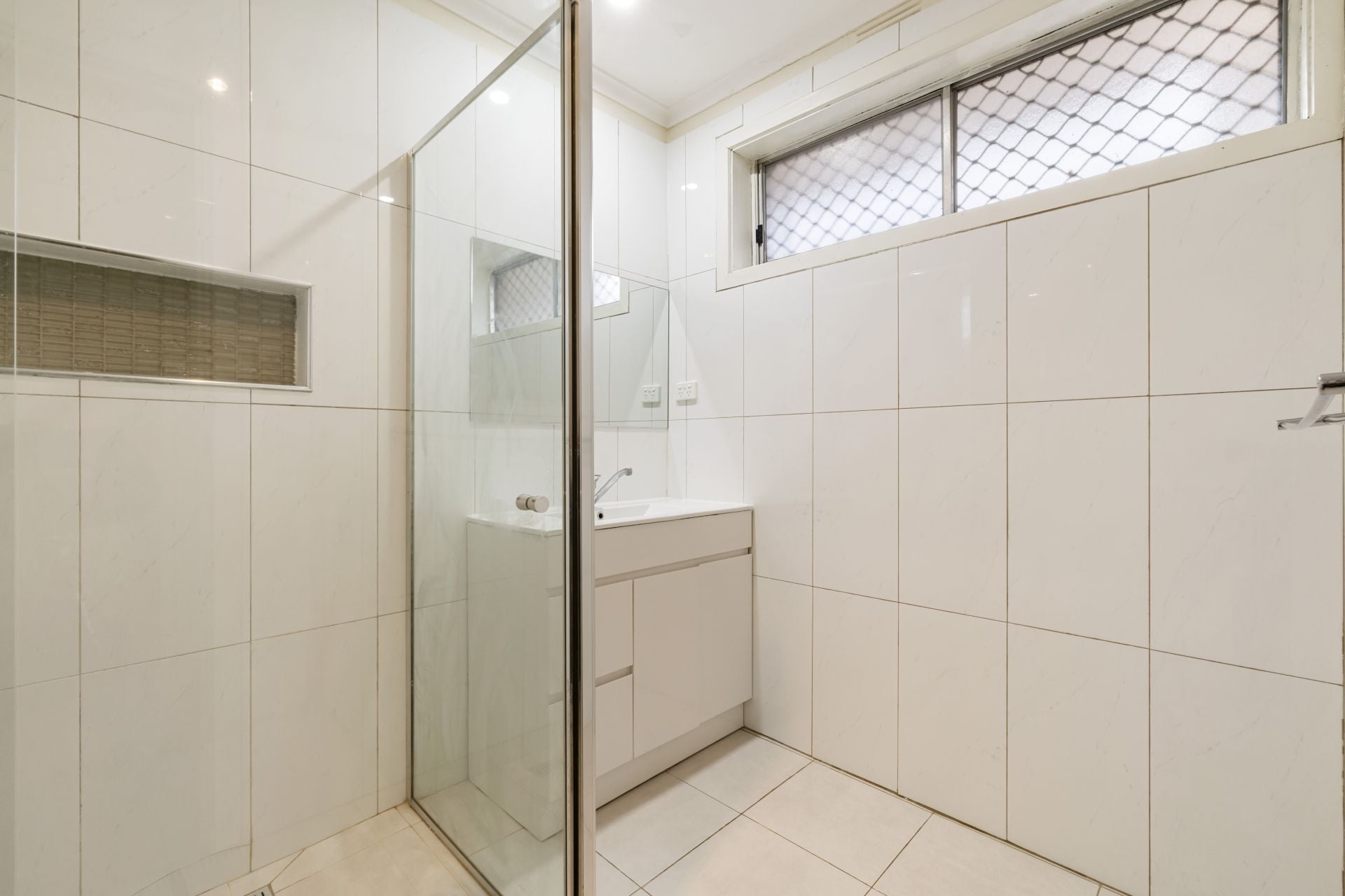 Comfortable Living with Ample Space