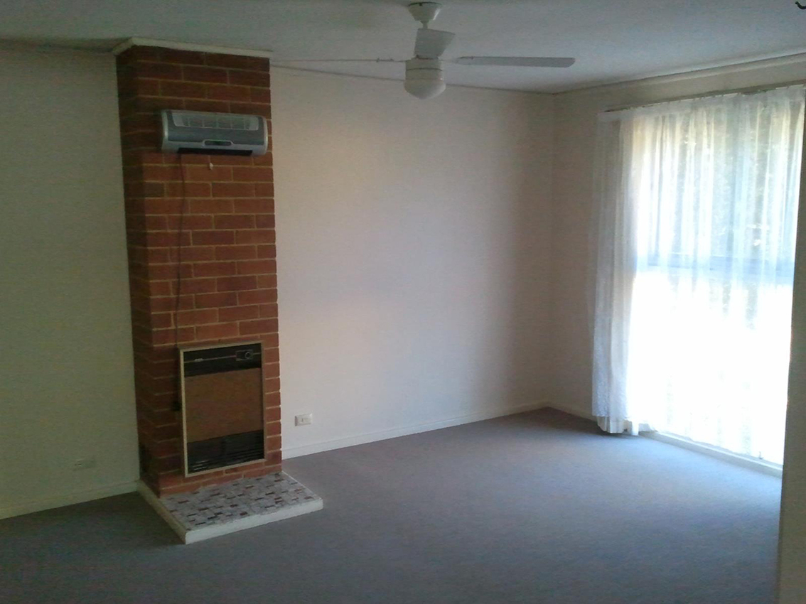 6 Knaggs Crescent, Page - Thumbnail 2