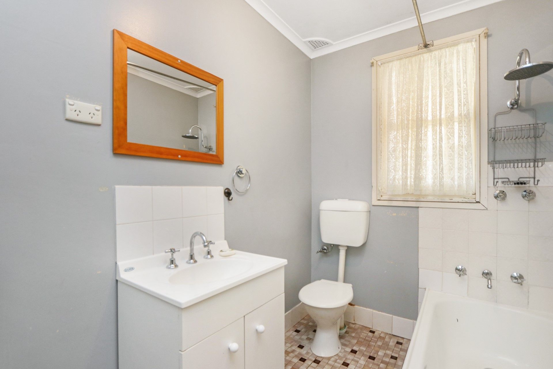 22 Broughton Street, Goulburn Goulburn First National Real Estate