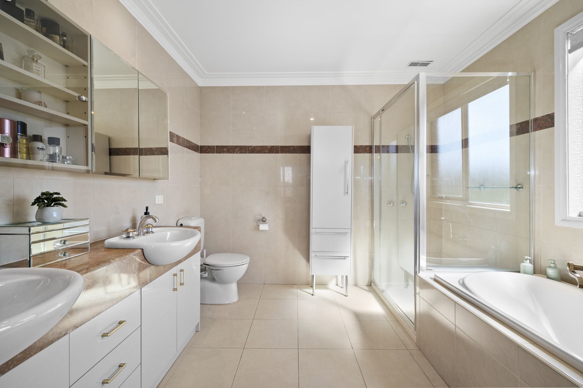 Elegant Touches, Impeccable Design