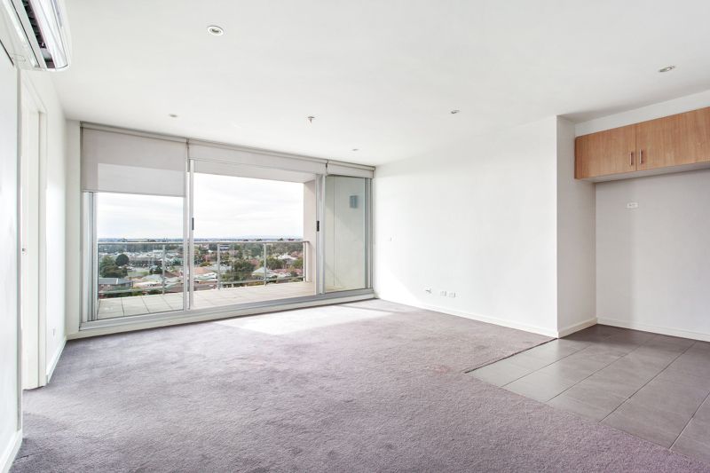 806/250 Barkly Street, Footscray - Thumbnail 3