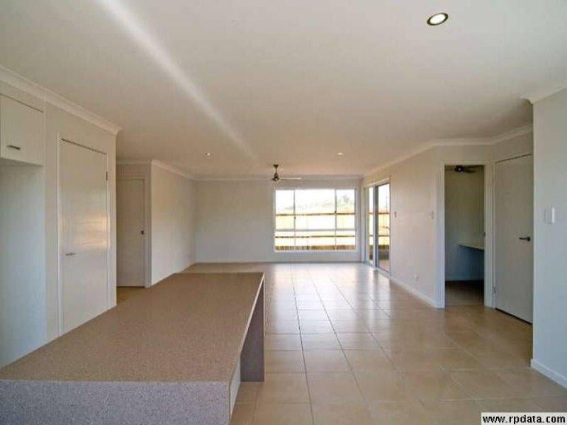 19 Eyre Place CALOUNDRA WEST QLD, Caloundra West - Thumbnail 3