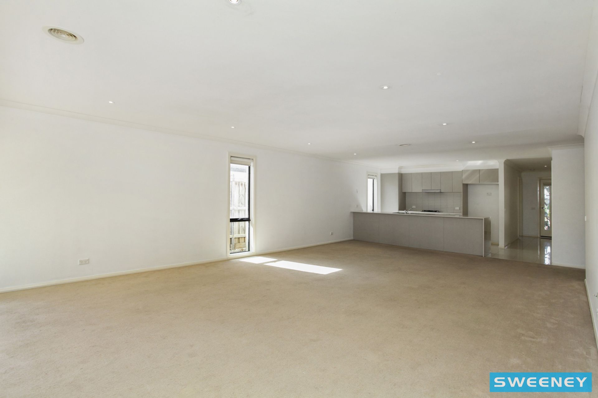 39 Belleville Close, Burnside Heights - Thumbnail 5