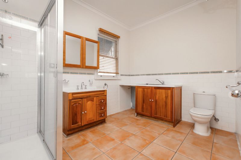28 Swan Street, Footscray - Thumbnail 5