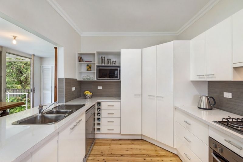 35 Murrami Avenue, Caringbah, Caringbah - Thumbnail 4