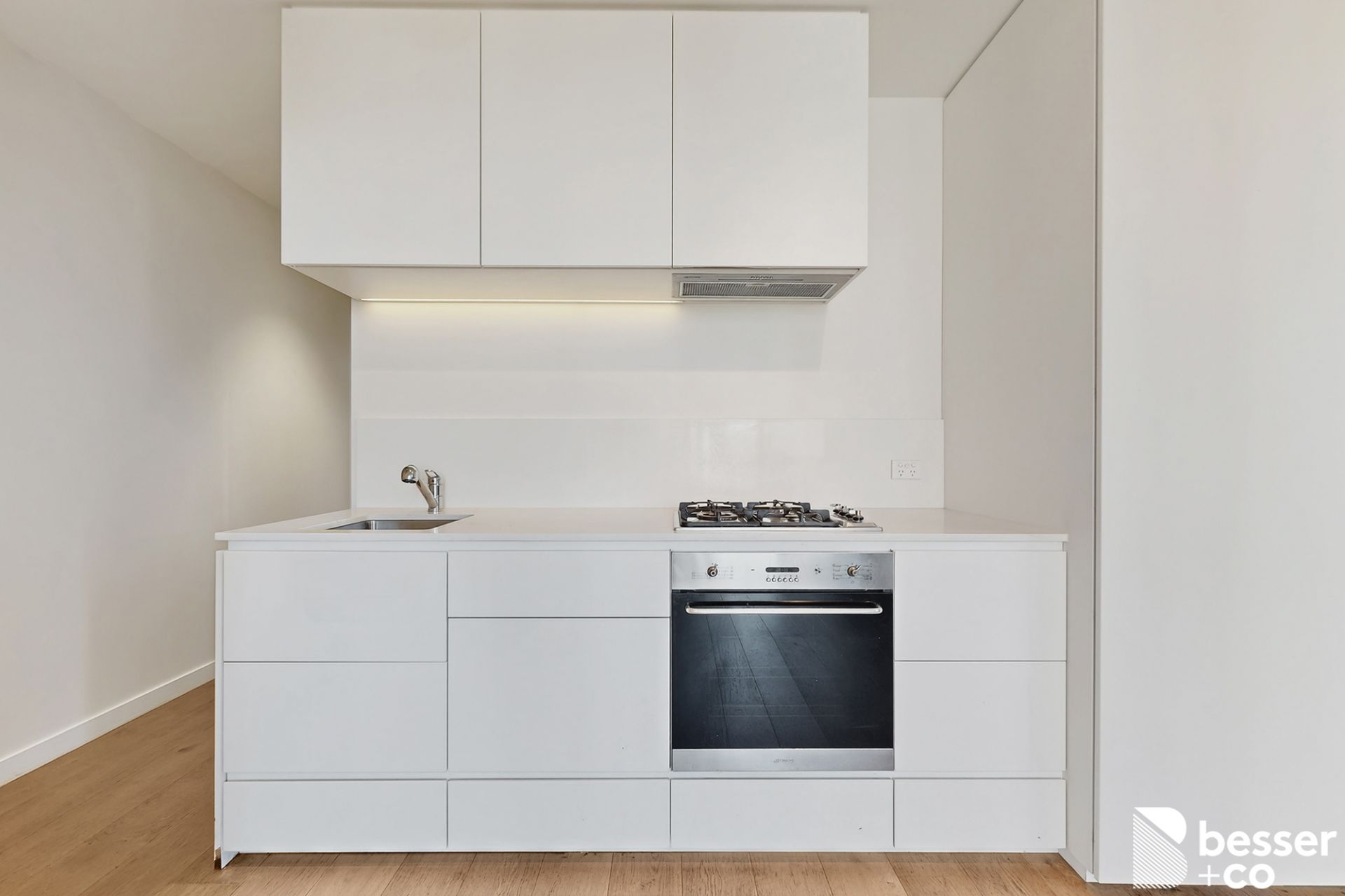 803/65 Dudley Street, West Melbourne - Thumbnail 5