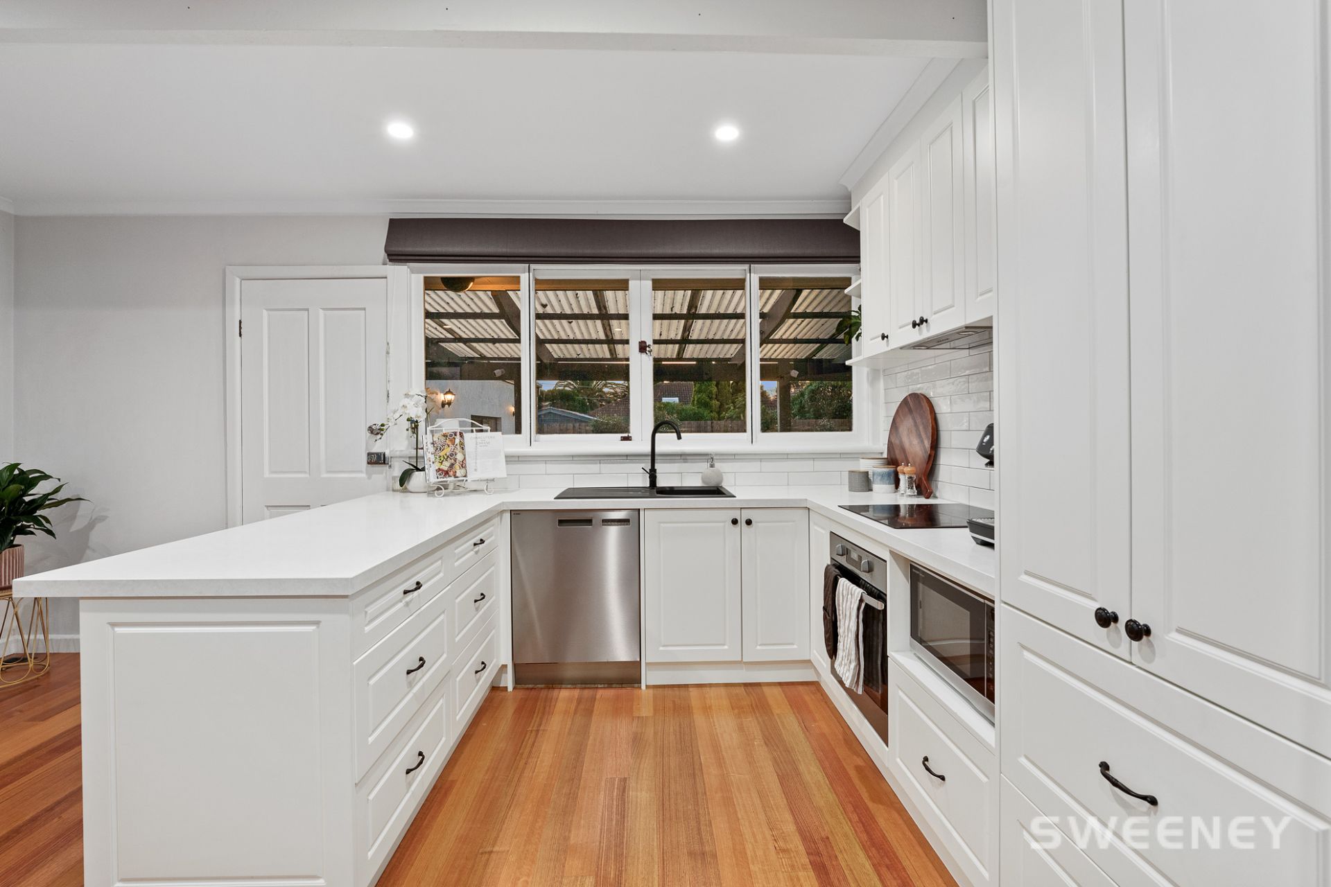 9 Newton Court, Seaholme - Thumbnail 3