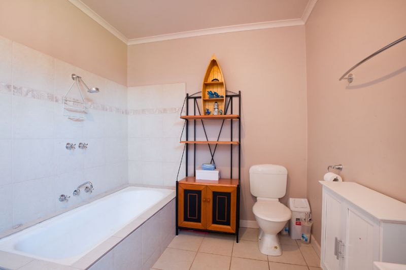 49 Gisborne Road, Bacchus Marsh - Thumbnail 6