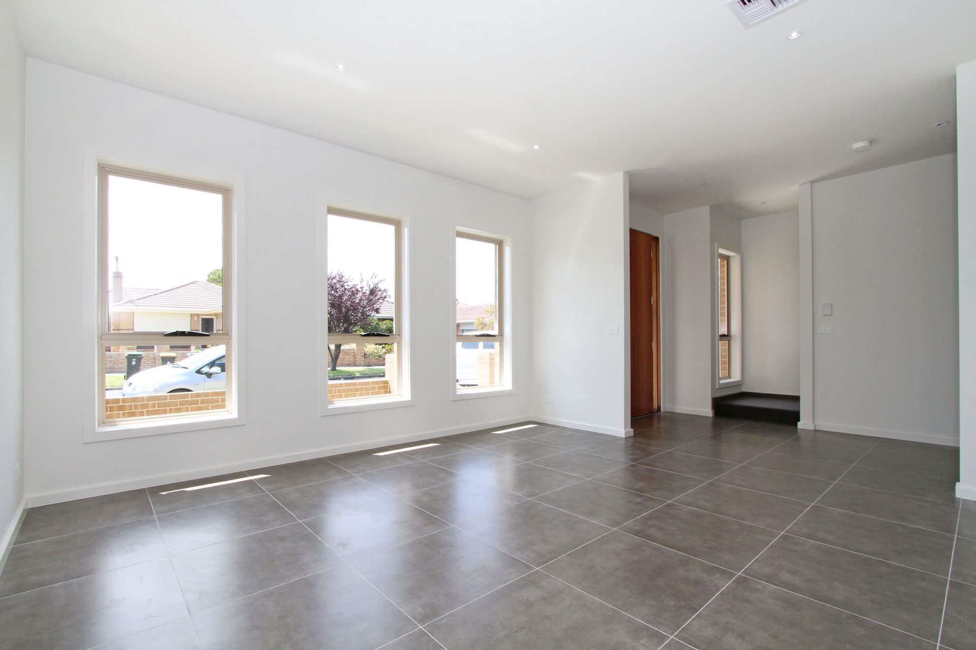 Stylish and Contemporary, Executive Living. Only 11kms From the City.