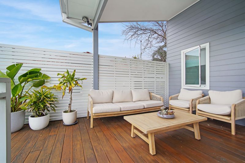 Real Estate For Lease 1 Chislehurst Avenue Figtree , NSW