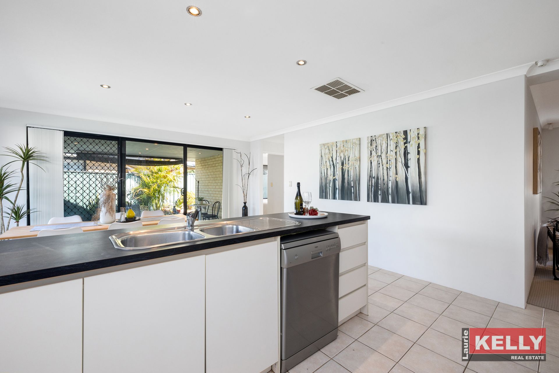 16 Ashworth Street, Cloverdale Laurie Kelly Real Estate