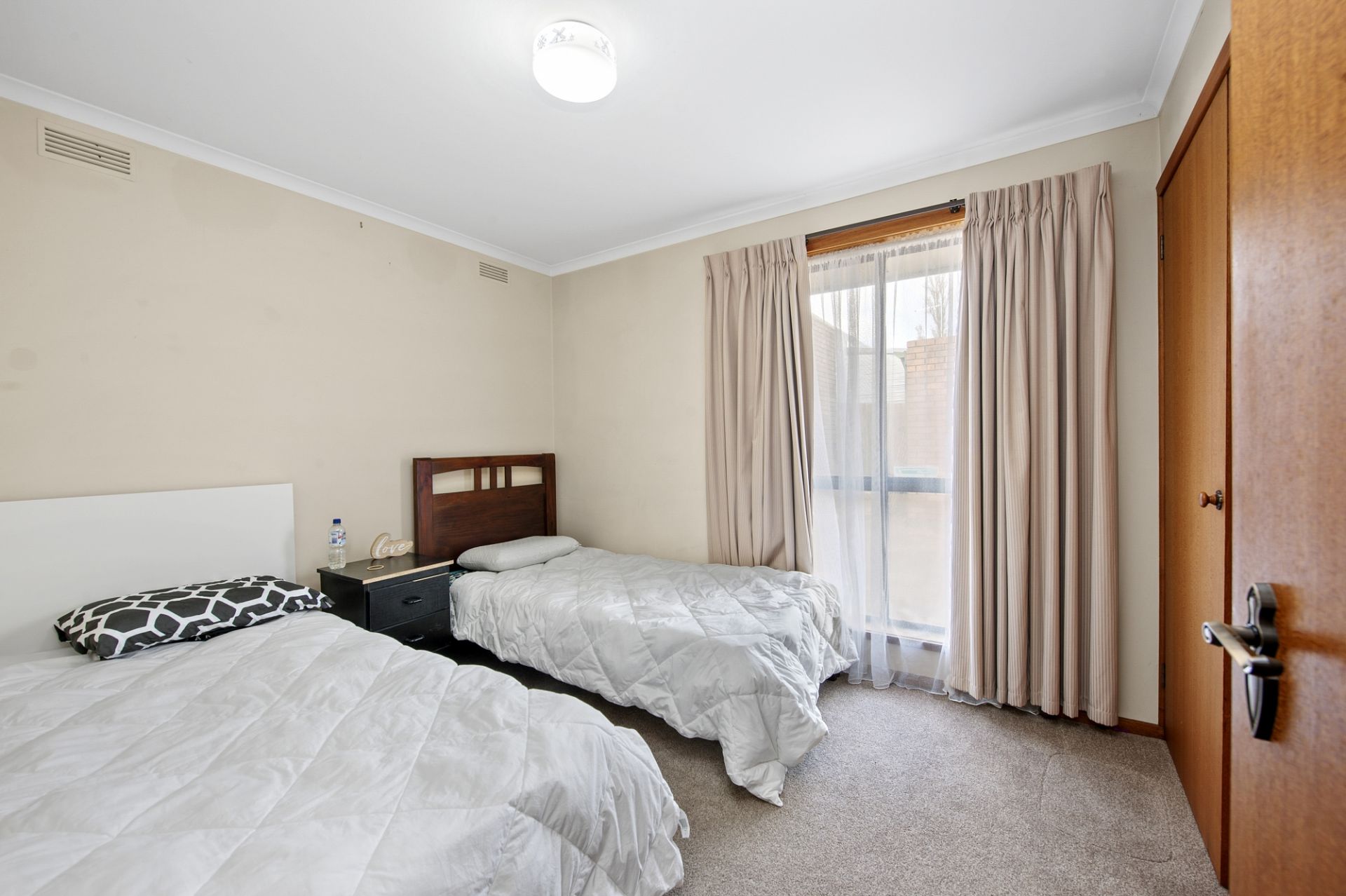 2/301 Main Road, Golden Point, Golden Point - Thumbnail 8