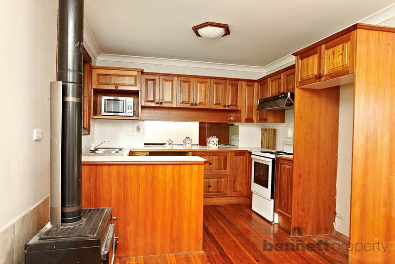 2 Nina Place, Kurrajong Heights - Thumbnail 2