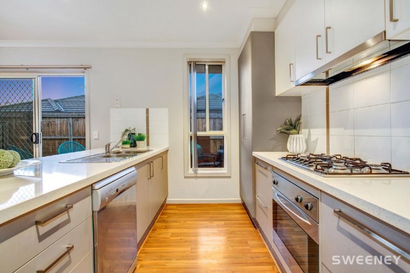 2/43 Rosala Avenue, Altona North - Thumbnail 3