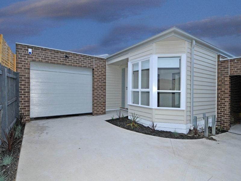 Stylish 2 Bedroom Delight!