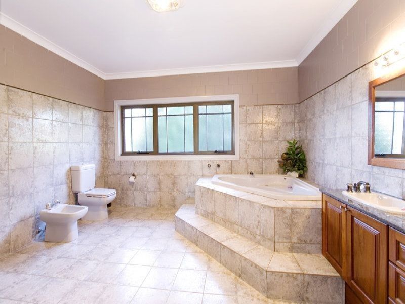 12 The Cloisters, St Ives