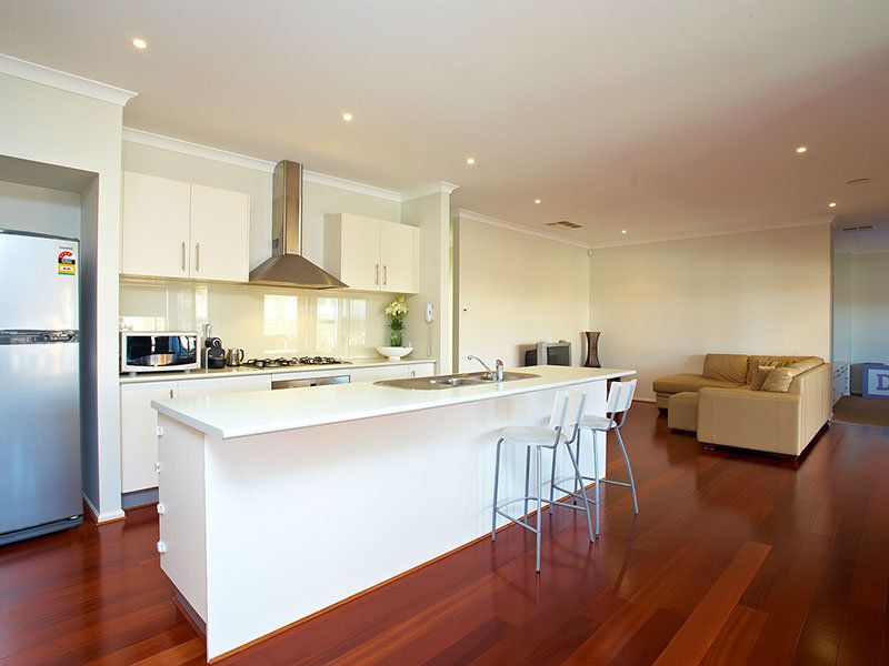 7 Woodruff Place, Caroline Springs - Thumbnail 5