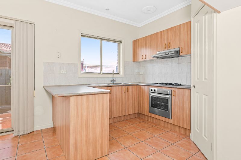 2/5 Hawthorn Court, Mill Park