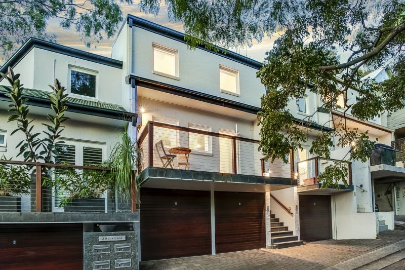Real Estate For Sale 2/3 Bank Lane McMahons Point , NSW