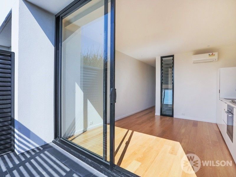 203/26-28 Broadway, Elwood