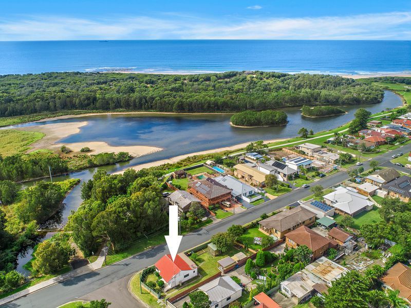 35 Turner Esplanade, East Corrimal NSW 2518