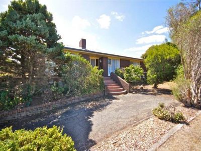 4
 
 
 
  
 
 
 2
 
 
 
  
 
 
 2
 
 
 
 
 
 
 
 45 Highfield Road, AMBLESIDE TAS 7310, Ambleside - Thumbnail 2