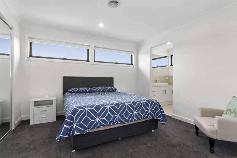 2/19 Arundel Avenue, Reservoir