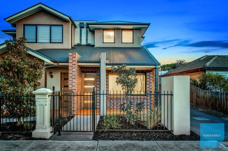 2/1 Edward Avenue, Altona North - Thumbnail 2