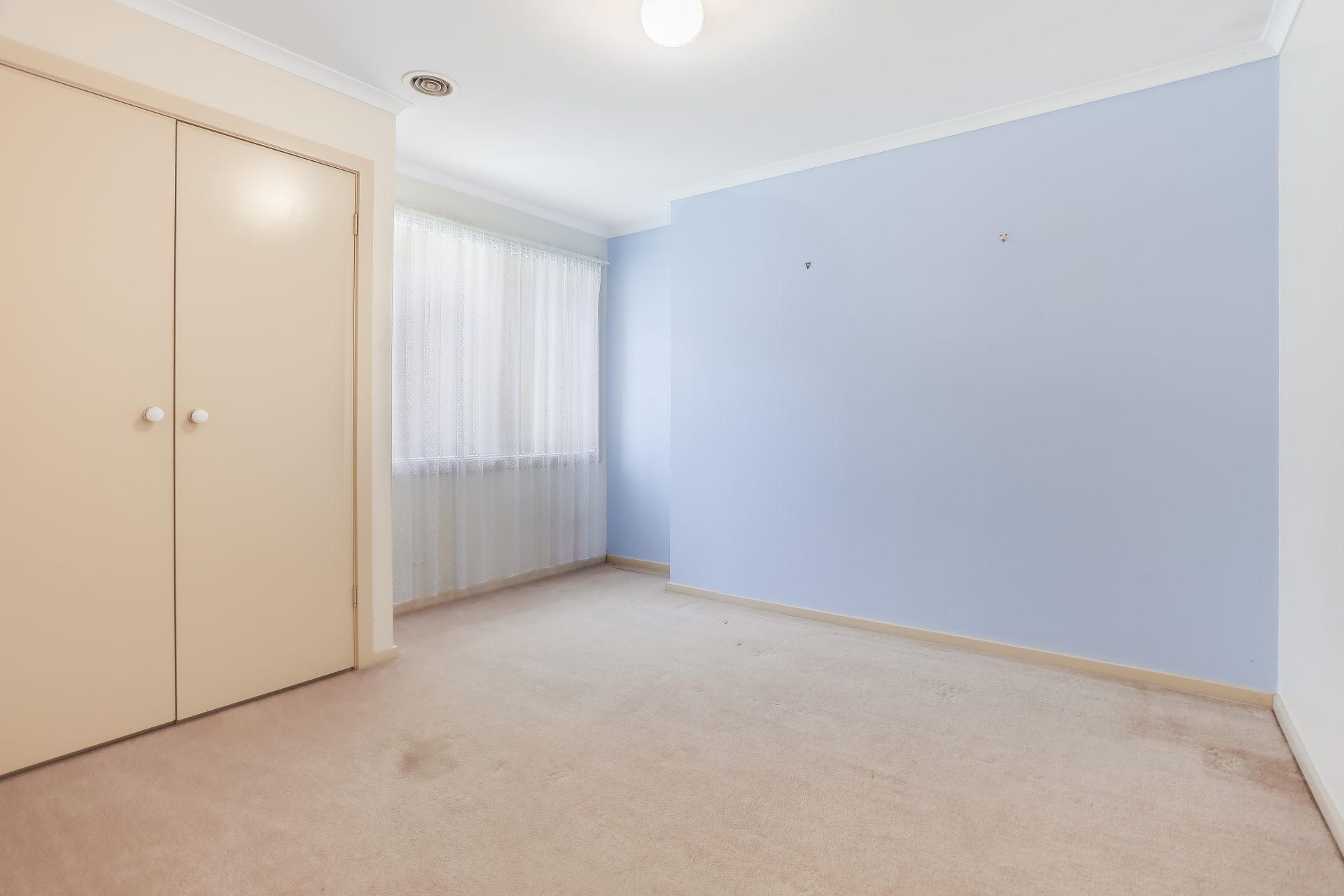 18 Chatterton Drive, Delahey OBrien Real Estate