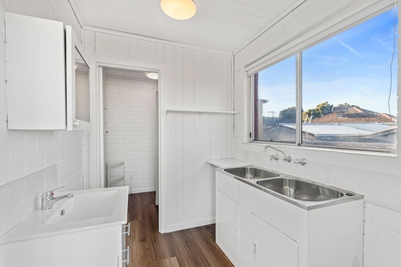 16 Winslow Avenue, Lalor
