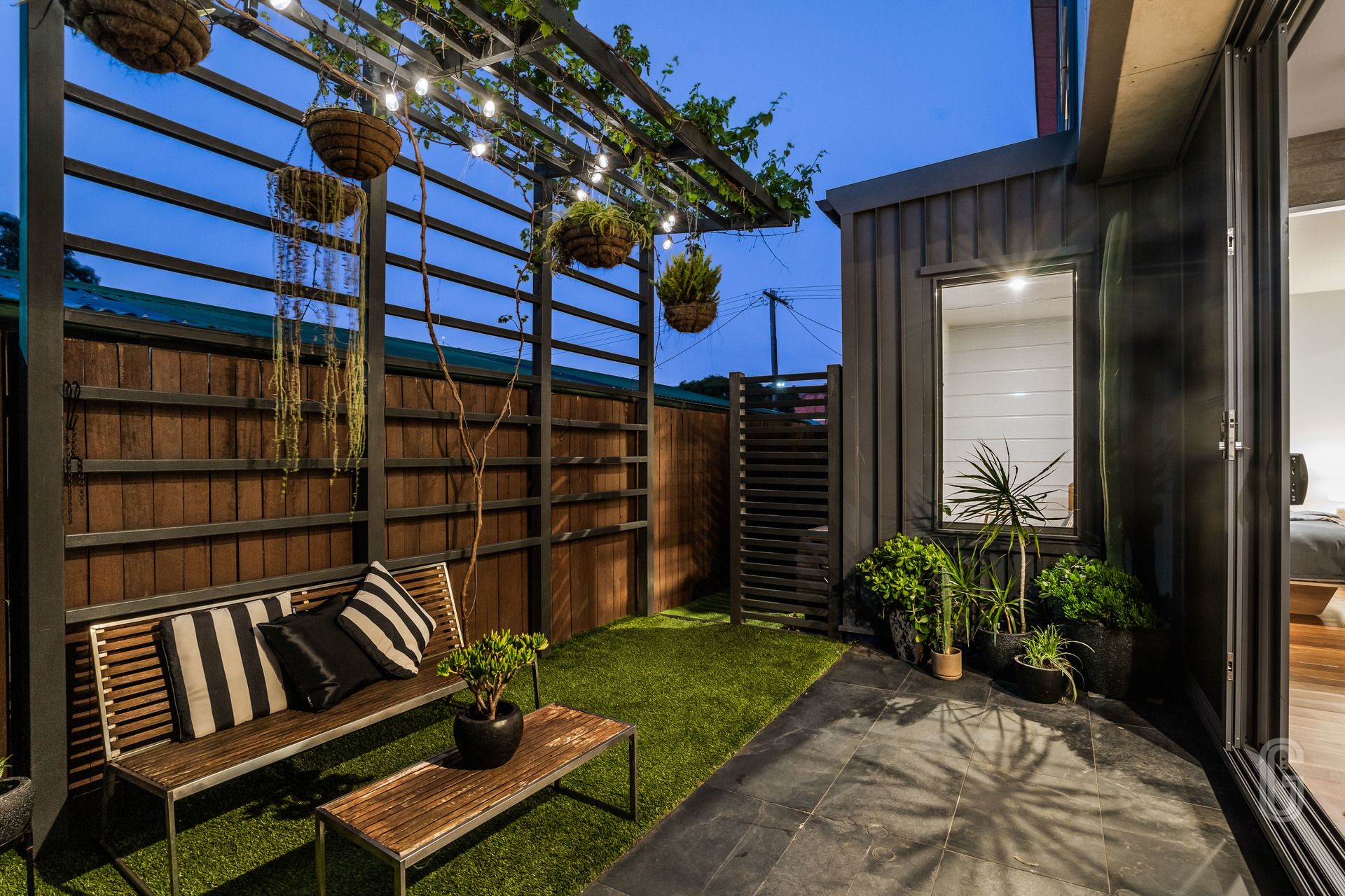 97 Robert Street, Islington Green St Property