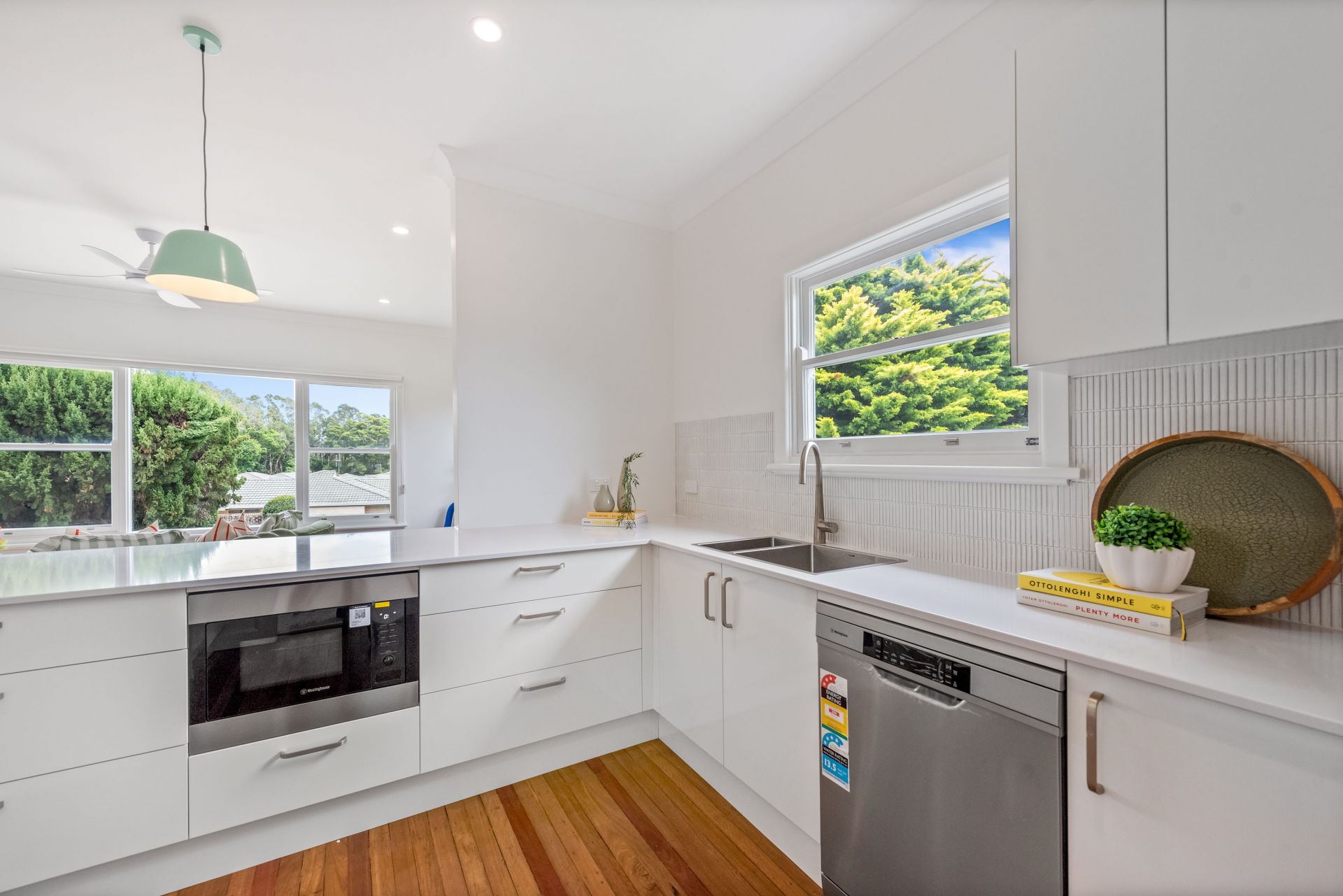 22 Lake Road Port Macquarie NSW, Port Macquarie - Thumbnail 7