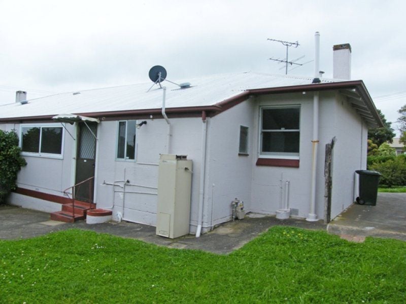 27 Burcham Street MOUNT GAMBIER SA, Mount Gambier - Thumbnail 2