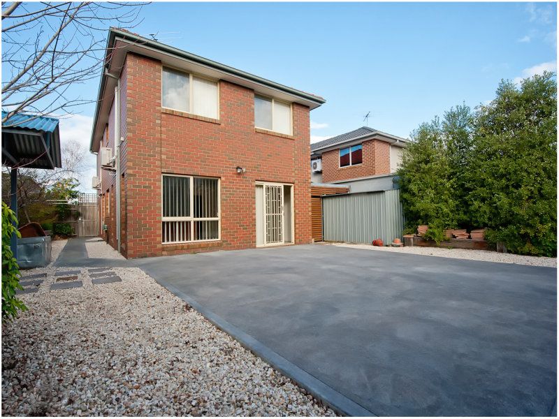 19 Loveridge Way SOUTH MORANG, South Morang - Thumbnail 6