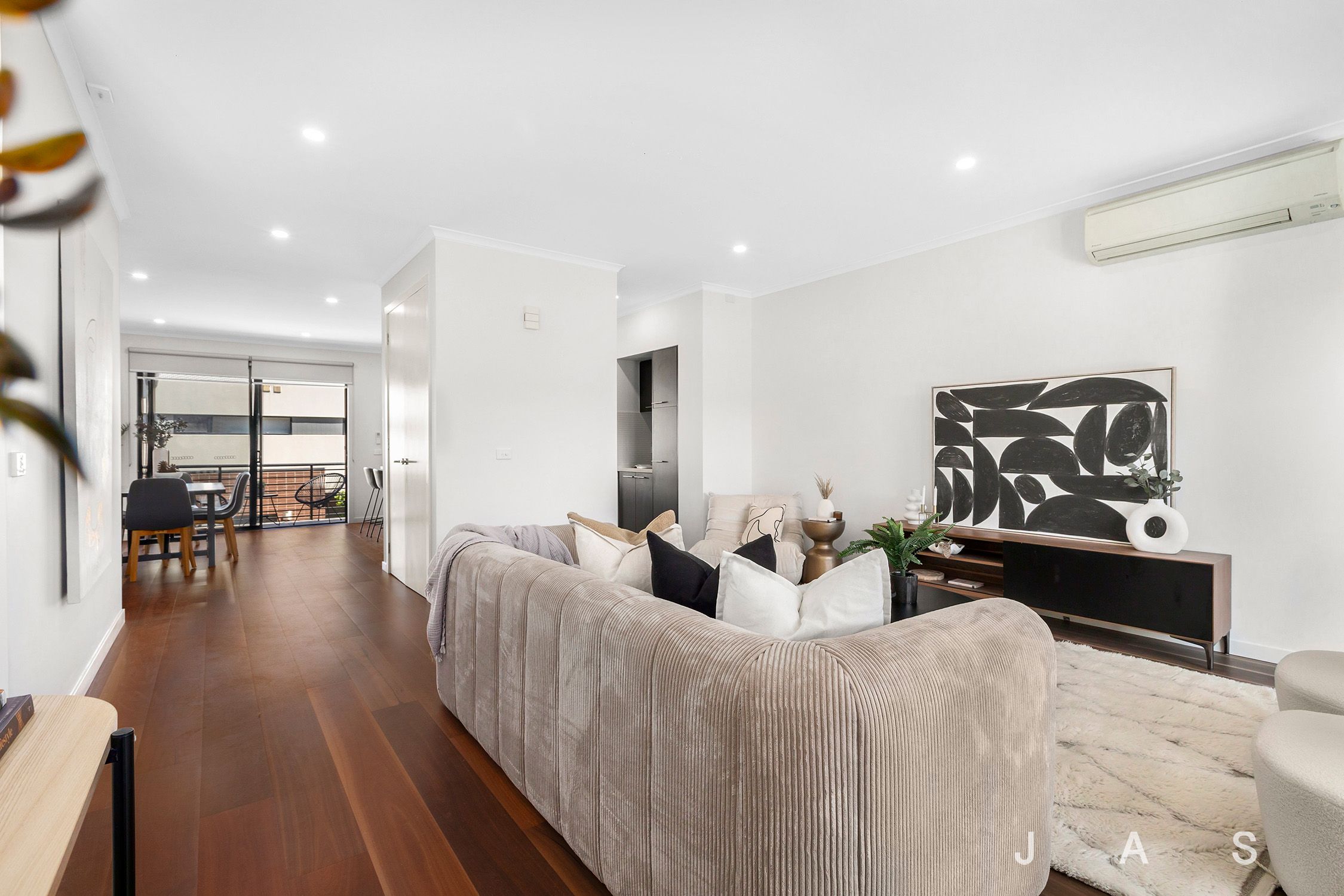 14 Hocking Street Footscray VIC, Footscray - Thumbnail 4