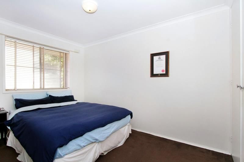 Look no further! Spacious two bedroom apartment ready to go!