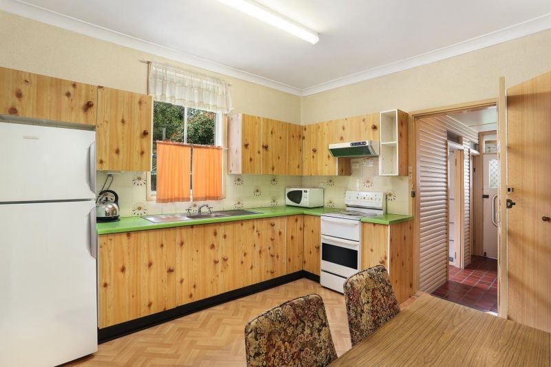 15 Hunter Street Heathcote NSW, Heathcote - Thumbnail 3