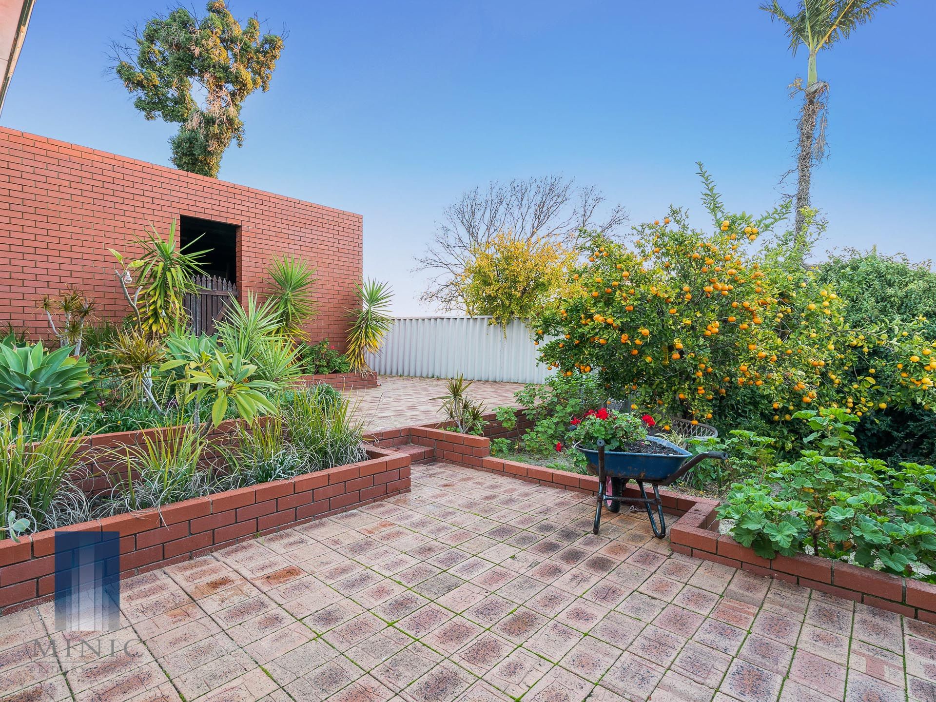 Real Estate For Sale 4 Apsley Road Willetton , WA