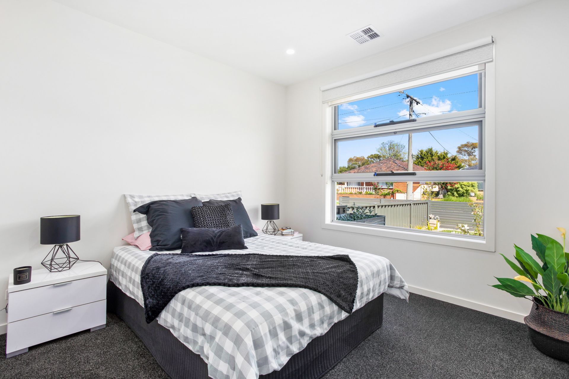 25 Cooper Avenue, Altona North - Thumbnail 7