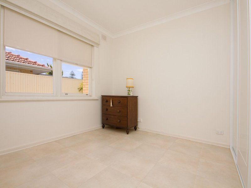 4/20 Dunbar Terrace Glenelg East 5045
