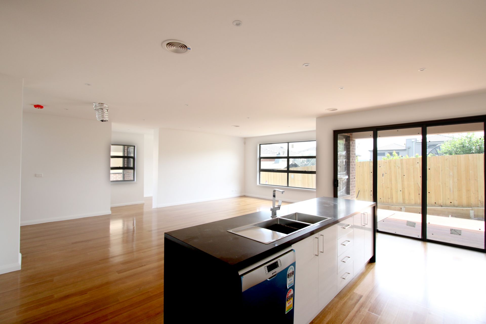 TWO BRAND NEW TOWNHOUSES IN PRIME LOCATION